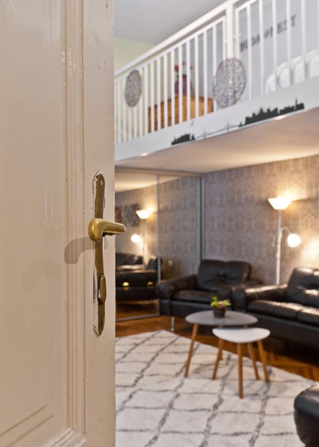 Capital Center Apartments Uelloi Budapest Esterno foto